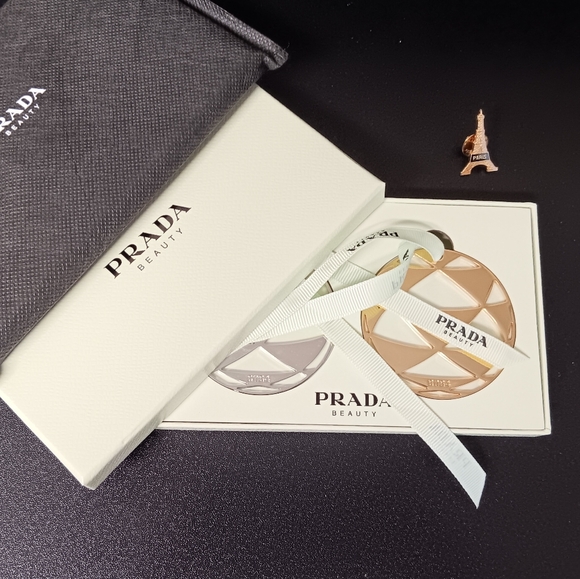 Prada Ornament Set (NEW) - Picture 3 of 10